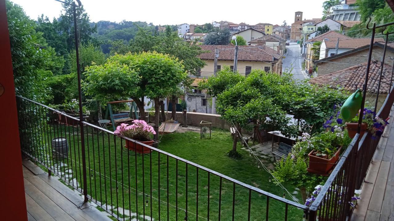 Bed and Breakfast PocoBurro Ca' d'arte Montaldo Roero Esterno foto